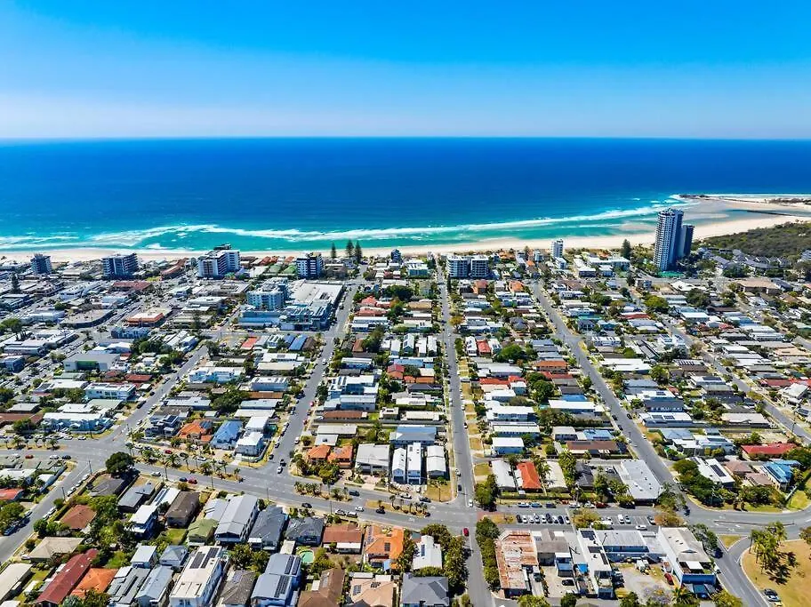 Samuel Grove Apartment Gold Coast Australia