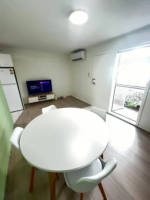 Samuel Grove Apartment Gold Coast